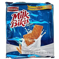 BRITANNIA Milk Bikis Biscuits 19.04oz (540g) - Kids Favorite Breakfast & Tea Time Snacks - Halal and Suitable for Vegetarians (Pack of 1)