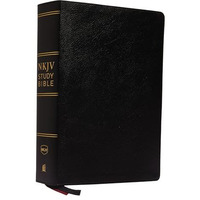 NKJV Study Bible, Premium Bonded Leather, Black, Comfort Print: The Complete Res [Leather / fine bindi]