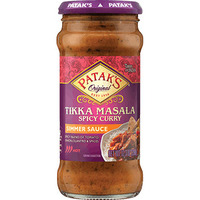 Patak's Tikka Masala Simmer Sauce - Hot & Spicy (15 oz jar)