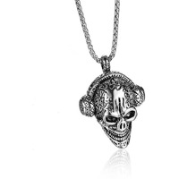 THE MEN THING SKULLBEAT - Alloy Pendant with Pure Stainless Steel 24inch Chain for Men, American trending Style - Round Box Chain