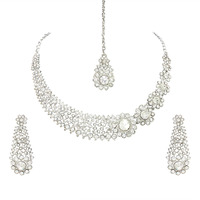 Atasi International Charming Silver-Plated Alloy Choker Necklace/Jewellery Set with Earrings & Mangtikka for women