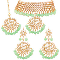 I Jewels 18K Gold Plated Traditional Kundan & Pearl Studded Choker Necklace Jewellery Set with Earrings & Maang Tikka For Women (K7058Min)