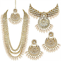 I Jewels Traditional 18K Gold Plated Kundan & Pearl Studded Bridal Choker Necklace Jewellery Set With Earrings & Maang Tikka for Women (IJ325W)