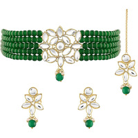 I Jewels 18K Gold Plated Traditional Kundan with Beads Choker Necklace Jewellery Set & Maang Tikka for Women/Girls (ML262G)