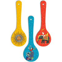 Artvibes Madhubani Art Wooden Wall Hanger for Home | Office | Living Room | Gift | Modern Decoration Items | Kitchen Wall Decor | Home Decor Hanging Items (WH_5010N), Set of 3 (Multi 22)