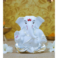 Gold Art India Silver Ceramic Appu Ganesh Idol for Car Dashboard, 5 X 4 Small Ganesha Murti Ganpati Idol for Home Decor Puja Lord Ganesh Statue Gift for Office Desk Puja Room Figurine