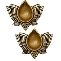 PUJA CELEBRATIONS Lotus Kamal Diya Set of 2, Brass Akhand Diya Jyot Deepak, Lotus Kamal Patti Diya, Diya Puja Oil Lamp, Size:Length: 2 inches Breadth: 2.5 inches Material: Brass