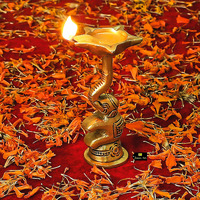 Jaszz Art Brass Elephant Shaped Diya Ganesha Ethnic Design Handmade Curved Oil Wick Antique Kuber Deepak Lamp for Home Decor Temple Office Counter Diwali Decoration Festival Gift (3 inches, 300g)