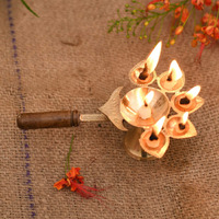 Collectible India Panch Aarti Brass Diya Oil Lamp Jyoti Puja - Metal Panch Arti Diya for Diwali Pooja - Diya for Puja and Festival Decoration - Diwali Decoration Items for Home