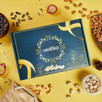 Amazon Brand - Vedaka Flavored Dry Fruits | Gift Box | 500 gm | Peri Peri Cashew 150 gm, Black Pepper Almond 150 gm, Chatpata Black Raisin 200 gm