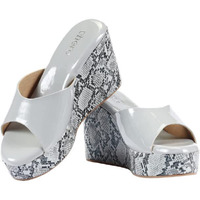 Chere Womens Elegant Grey Snakeprint Peep Toe Wedges