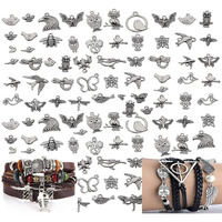 Diy Crafts 90 Pcs, Antique Silver Random Design, Wholesale Bulk Lots Jewelry Making Charms Mixed Smooth Tibetan Silver Metal Charms Pendants Diy For Necklac (90 Pcs, Antique Silver Random Design)