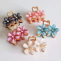 Pactiv 5Pcs Elegant Crystal Flower Hair Claw - Medium Size, Alloy Flower Clip For Women & Girls, Cute & Stylish Side Hair Accessory, Multicolor