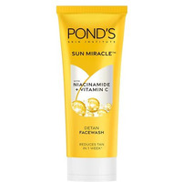 Pond's Detan Face Wash For Tan Removal In Just 7 Days | Contains Vitamin C And Niacinamide | Facewash For All Skin Types, 100Gm