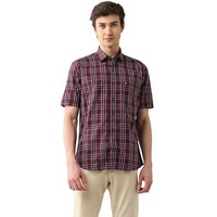Arrow Men's Fitted Shirt (Asaeosh1296_Maroon