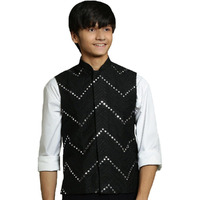 VASTRAMAY YUVA Boys' Black Nehru Jacket_VYUVBJ133BL_36M