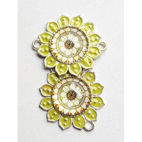 Paushak Boutique Parrot Colour Glass Printed Button (Piece Of 3)
