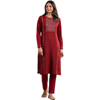 Ishin Women's Maroon Jacquard Style Geometric Pattern Straight Winterwear Kurta