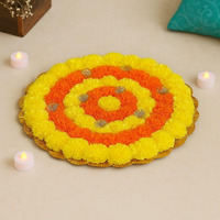 Satyam Kraft 1 Pc Round Artificial Marigold Rangoli Mat | 32 Cm Floral Mat For Navratri, Diwali, Deepawali, Pooja, Wedding, Haldi, Mehndi & Home Dcor (Yellow-Orange)