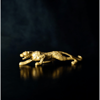 Leopard statue   - Stunning interior decor
