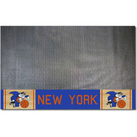 FANMATS 35348 NBA Retro New York Knickerbockers Vinyl Grill Mat - 26in. x 42in.