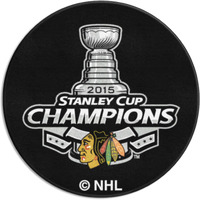 FANMATS 18257 Chicago Blackhawks 2015 NHL Stanley Cup Champions Hockey Puck Rug - 27in. Diameter