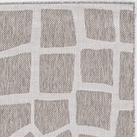 Homeroots Decor 94 X 94 X 025 Ivorygrey Polypropylene Rug
