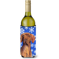 Vizsla Winter Snowflakes Holiday Wine Bottle Beverage Insulator Beverage Insulator Hugger SC9378LITERK