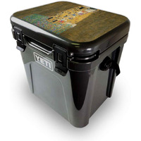 MightySkins YEROA24LID-The Kiss Skin for Yeti Roadie 24 Hard cooler Lid - the Kiss