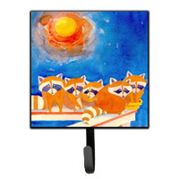 "Caroline's Treasures 6009SH4 Raccoons On The Porch Leash or Key Holder, Small, Multicolor"