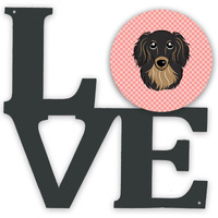 "Caroline's Treasures Checkerboard Pink Longhair Black and Tan Dachshund Metal Artwork Love wall-decor, Multicolor"