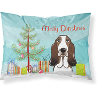 "Caroline's Treasures BB1615PILLOWCASE Christmas Tree And Basset Hound Fabric Standard Pillowcase, Large, Multicolor"