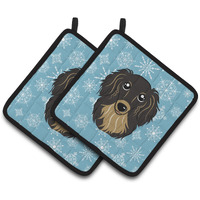 "Caroline's Treasures Snowflake Longhair black & Tan Dachshund Pair of Pot Holders BB1647PTHD, 7.5HX7.5W, Multicolor"
