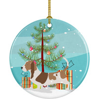 "Caroline's Treasures Basset Hound Merry Christmas Tree Ceramic Ornament, Multicolor"