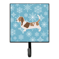 "Caroline's Treasures Winter Snowflake Basset Hound Leash or Key Holder BB3502SH4, Small, Multicolor"