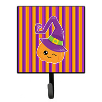 "Caroline's Treasures Halloween Pumpkin Witch Wall Hook, Small, Multicolor"
