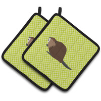 "Caroline's Treasures Eurasian Beaver Green Decorated Pot Holder, 7.5"" x 7.5"""