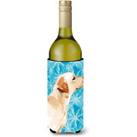 "Caroline's Treasures Yellow Labrador #2 Winter Decorative Bottle Hugger, 750ml, Multicolor"