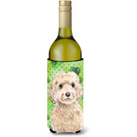 "Caroline's Treasures Champagne Cockapoo St. Patrick's Decorative Bottle Hugger, 750ml, Multicolor"