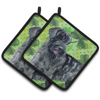 "Caroline's Treasures Giant Schnauzer Decorated pot holder, 7.5H x 7.5W, St Patrick's Day"