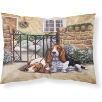 "Caroline's Treasures Basset Hound at the gate Fabric Standard Pillowcase BDBA0312PILLOWCASE, Multicolor"