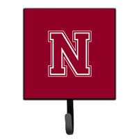 "Caroline's Treasures CJ1032-NSH4 Letter N Initial Monogram-Maroon and White Leash Holder or Key Hook, Small, Multicolor"