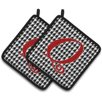 "Caroline's Treasures Monogram Initial Q Houndstooth black Pair of Pot Holders CJ1035-QPTHD, 7.5HX7.5W, Multicolor"