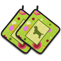 "Caroline's Treasures Lime green Dots Sussex Spaniel Pair of Pot Holders CK1061PTHD, 7.5HX7.5W, Multicolor"