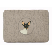 "Caroline's Treasures Toy Fox Terrier In the Kitchen Machine Washable Memory Foam Mat doormats, Multicolor"