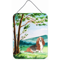 "Caroline's Treasures Under the Tree Basset Hound Door Hanging Prints wall-decor, Multicolor"