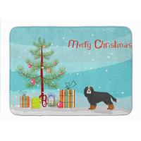 "Caroline's Treasures Cavalier King Charles Spaniel Tricolor Christmas Tree Machine Washable Memory Foam Mat doormats, Multicolor"
