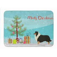 "Caroline's Treasures Collie Christmas Tree Machine Washable Memory Foam Mat doormats, Multicolor"