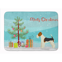 "Caroline's Treasures Fox Terrier Christmas Tree Machine Washable Memory Foam Mat doormats, Multicolor"