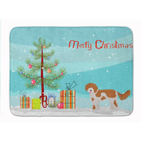 "Caroline's Treasures Cavapoo Christmas Tree Machine Washable Memory Foam Mat doormats, Multicolor"